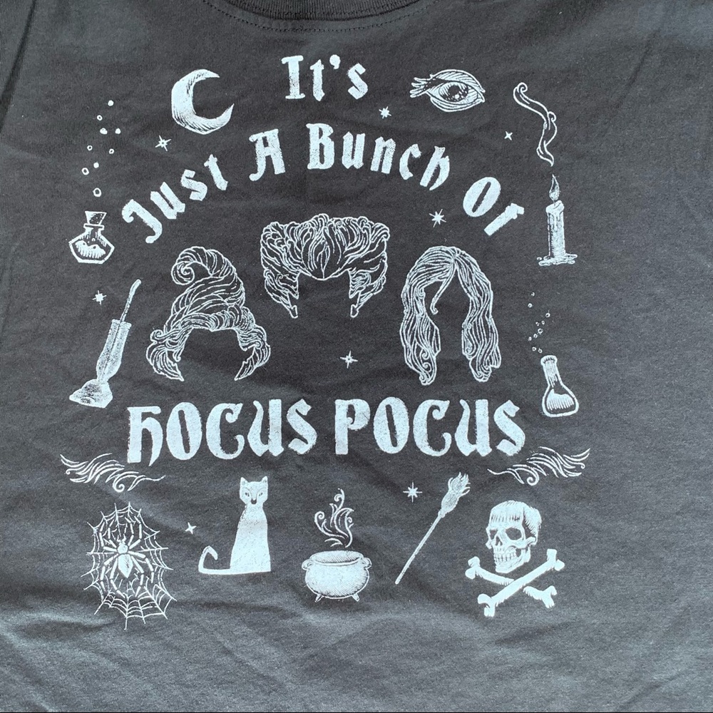 It’s Just a Bunch of Hocus Pocus rolled-sleeve tee Size 2X